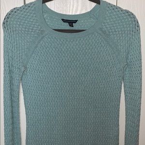 AMERICAN EAGLE MINT BLUE SWEATER.